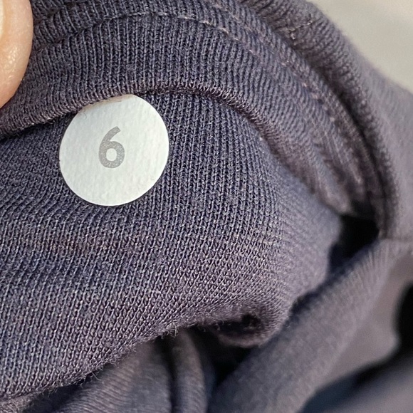 Lululemon grey low rise ruched leggings size 6 - Picture 11 of 11